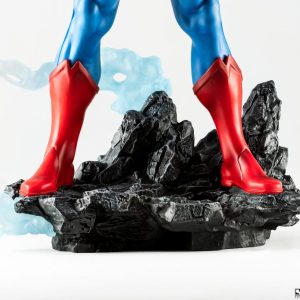 DC HEROES - Superman "Classic Version" - Statuette 1/8 30cm