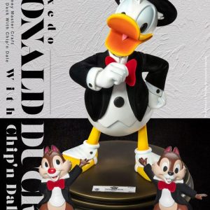 DISNEY 100 - Donald Duck avec Tic & Tac - Statuette Master Craft 40cm