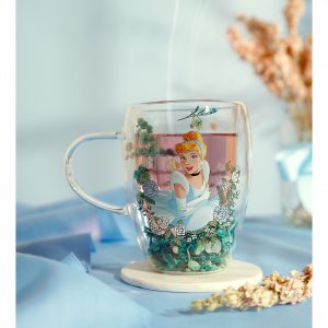 DISNEY PRINCESSES - Cendrillon - Verre avec Fleurs Sechées 300ml DISNEY PRINCESSES - Cendrillon - Verre avec Fleurs Sechées 300ml